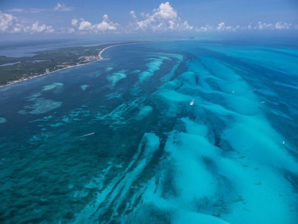 Aerial_Reefs_Caribbean_Mexico_(c)_Dr_Simon_Pierce_AQUA-FIRMA
